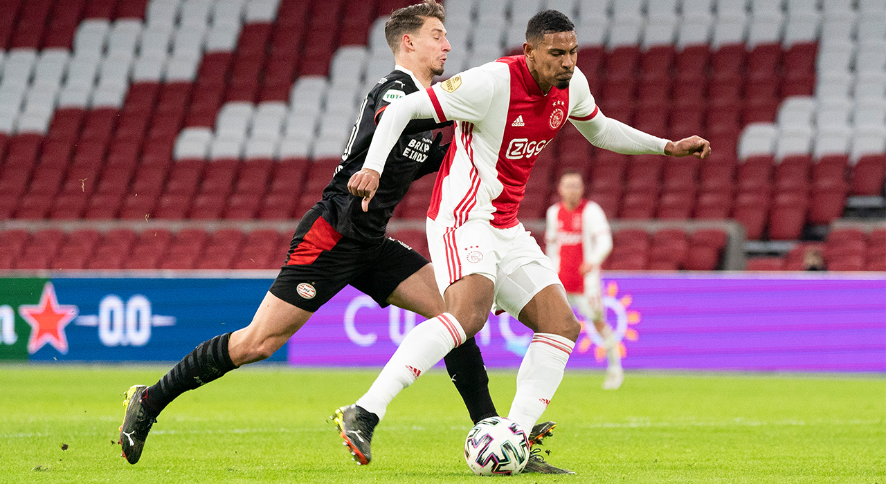 Ajax against sc Heerenveen or Feyenoord