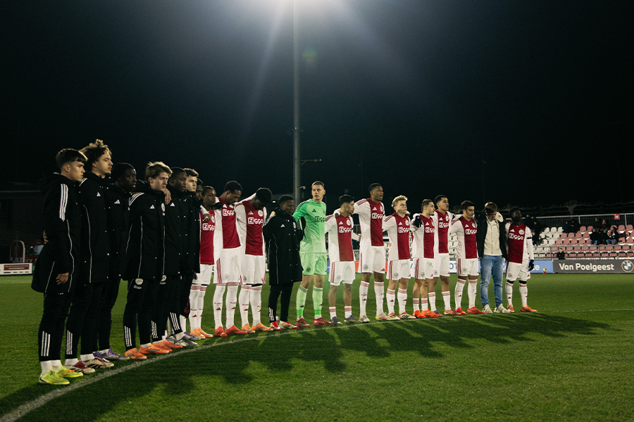 Jong Ajax 2 900