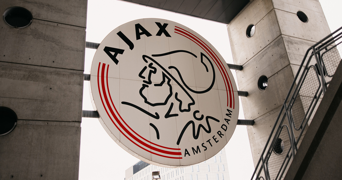 Re: [閒聊] 法律足球正夯 Ajax