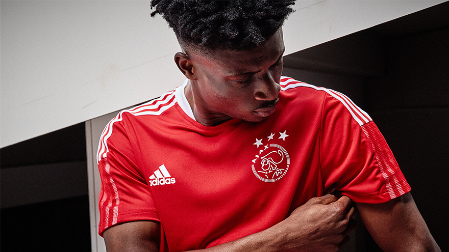 Ajax Website Crashed Minutes After Release of Bob Marley-inspired Kit for  2021-22 Season - News18