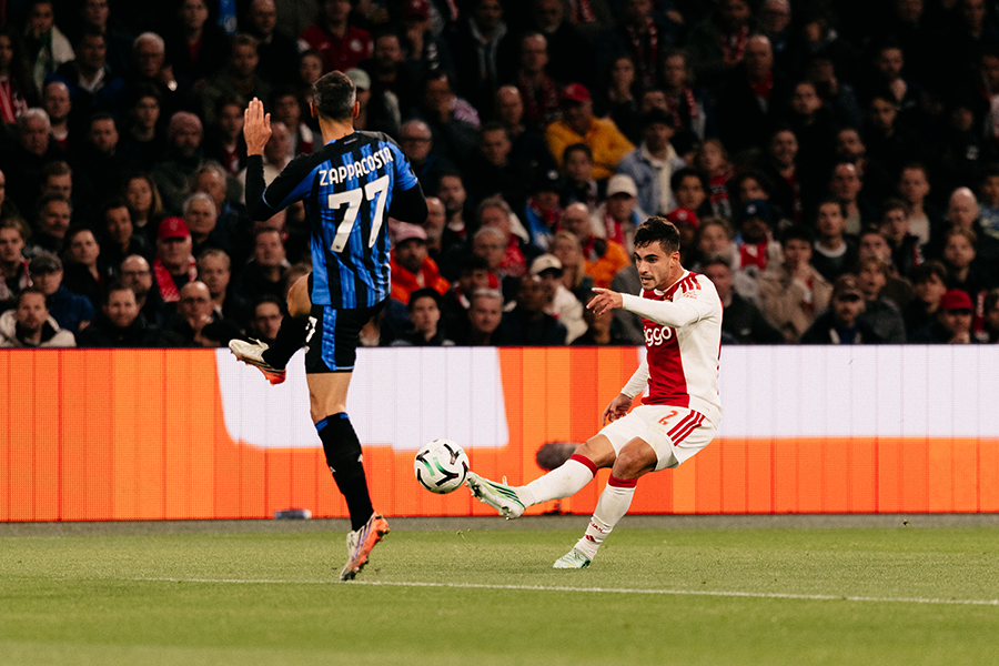 Ajaata Rosa Schot 900