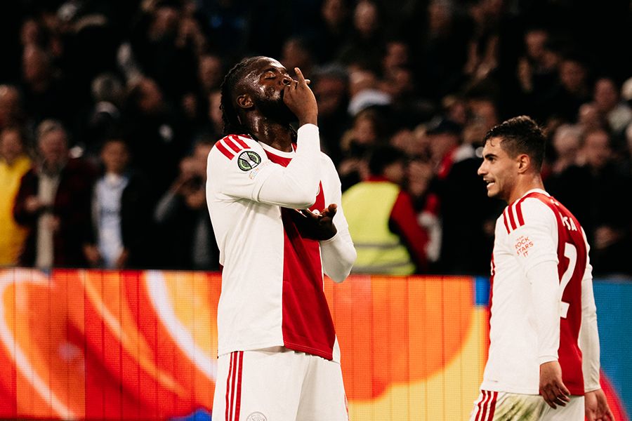 Ajaata Tolu Celebration 900