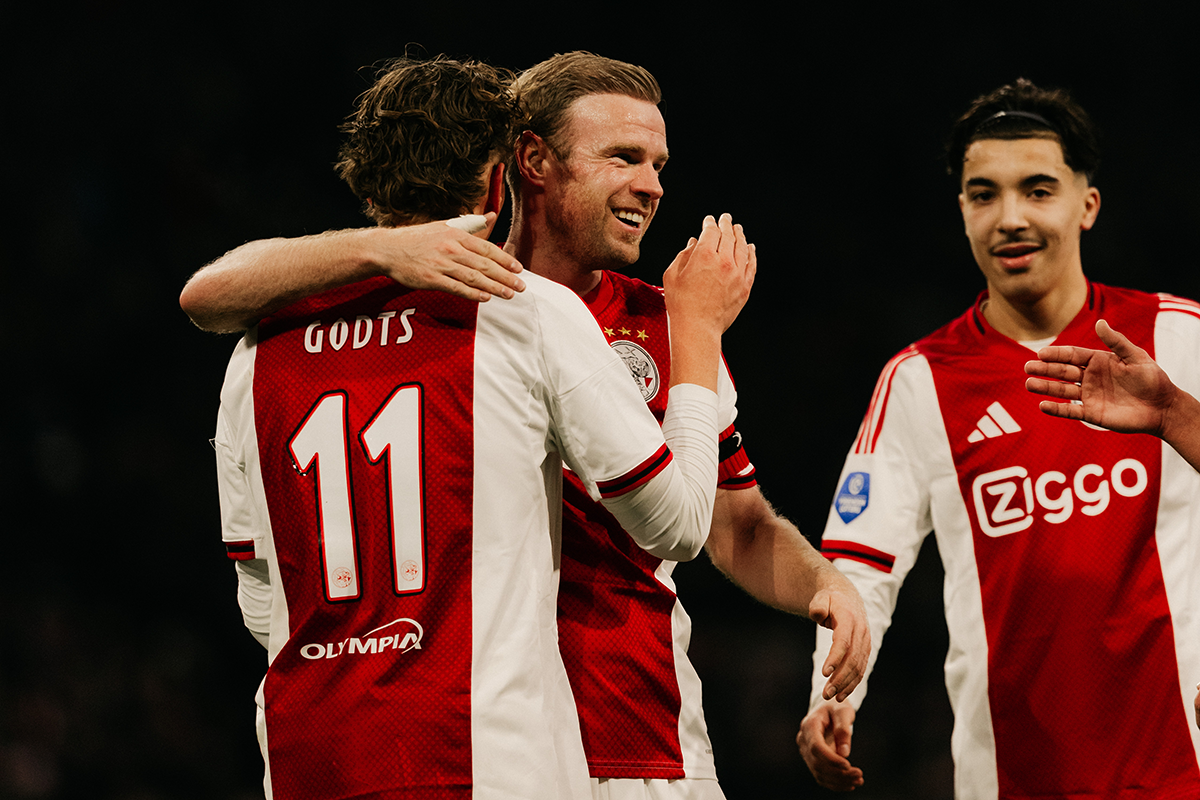 AJAFOR Klaassen Lachen