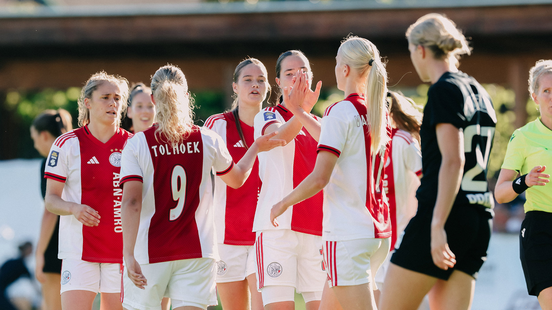 Highlightsajaxvrouwen