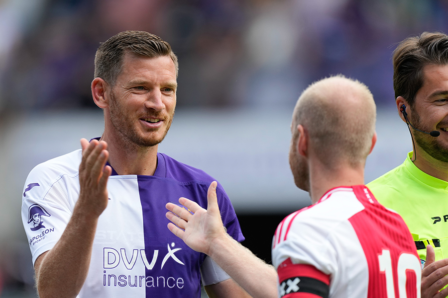 22-07-2023: Sport: Anderlecht v Ajax ANDERLECHT, BELGIUM - JULY 22: players  of RSC Anderlecht celebrate the own goal from Olivier Aertssen (AFC AJAX  Stock Photo - Alamy