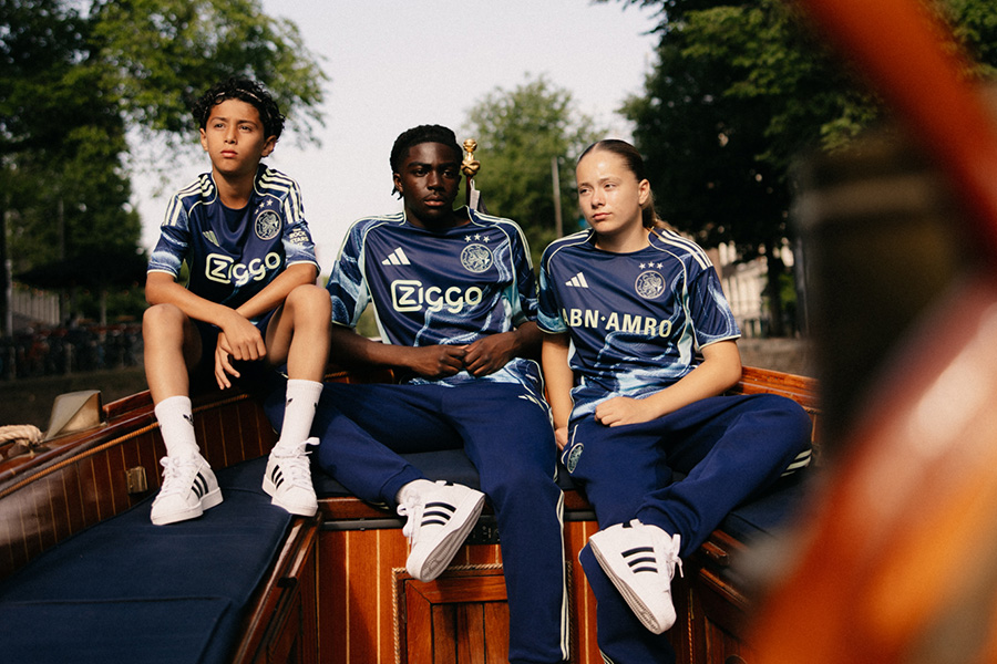 Adidas Shoot 11