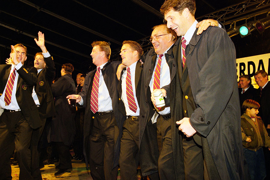 WB95 Huldiging 5 900