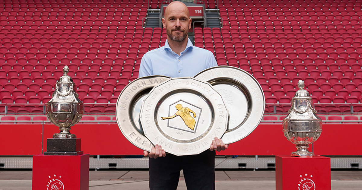 Ten Hag and his five trophies: 'I will not pat myself on the back'