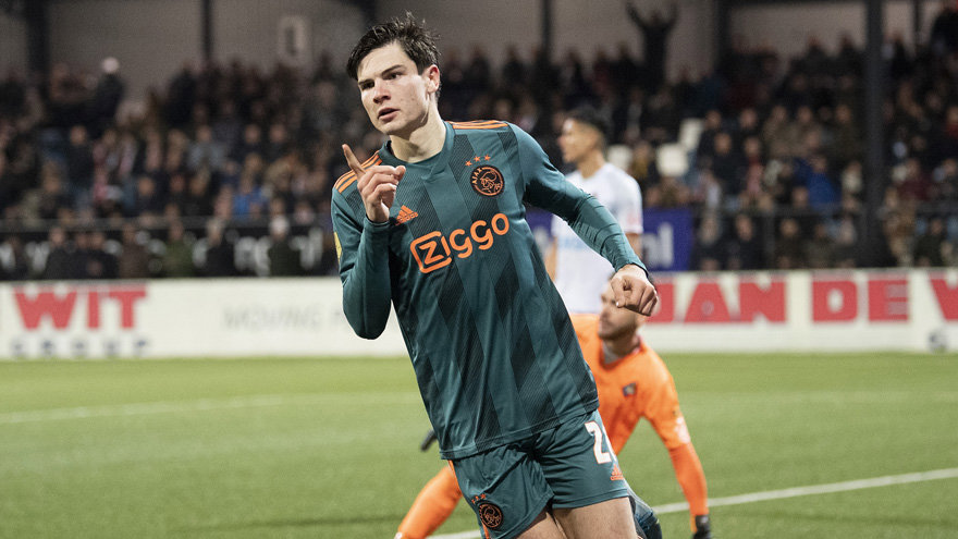 ajax-continues-in-cup-after-good-win-against-telstar-