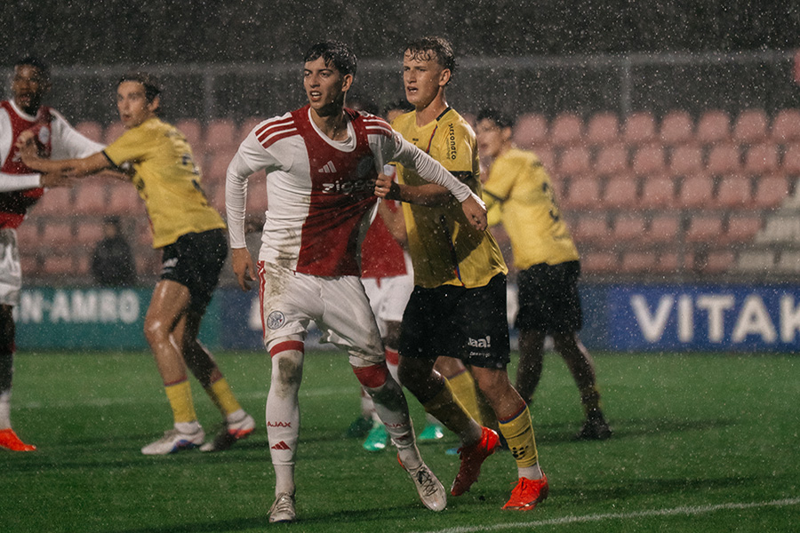 Jong Ajax VVV Sfeer 2 900