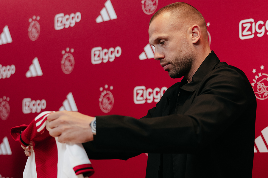 Heitinga4