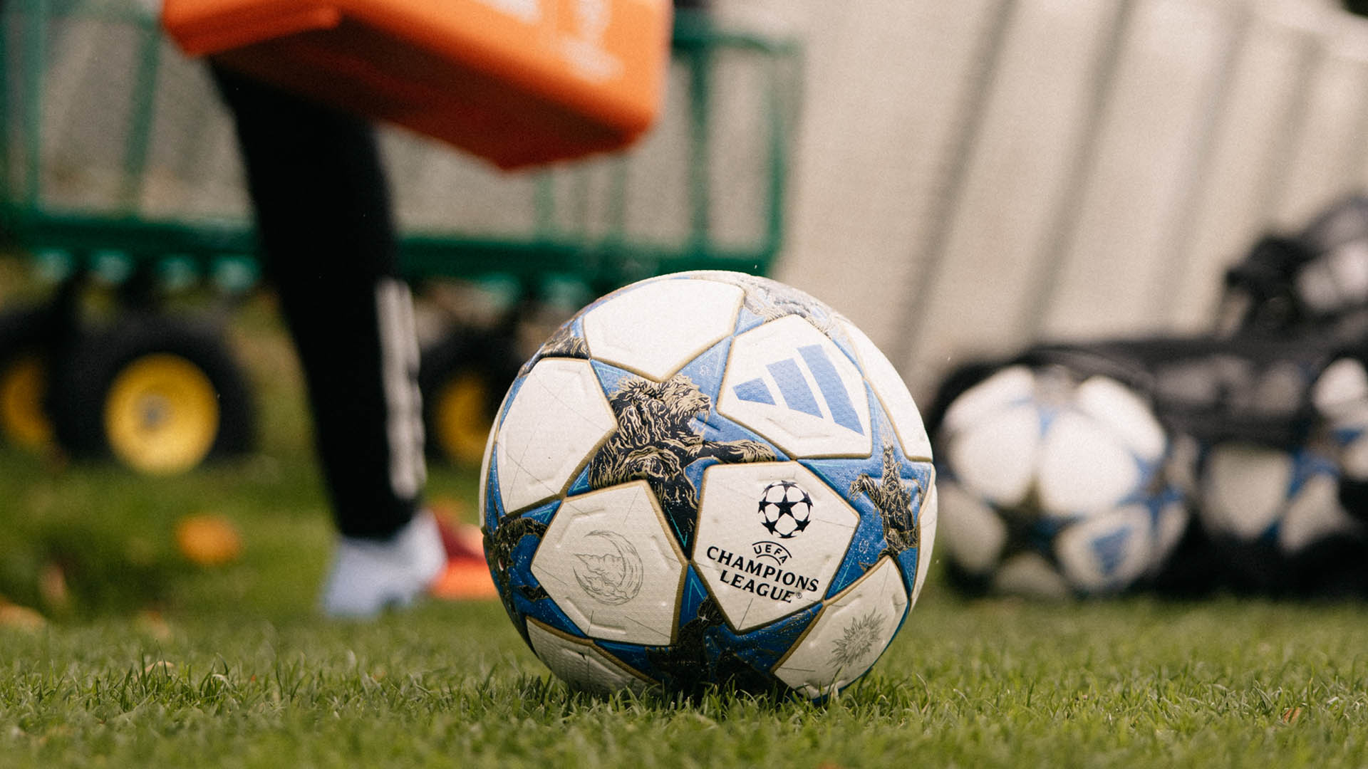 Matchday. Ajax Forever.