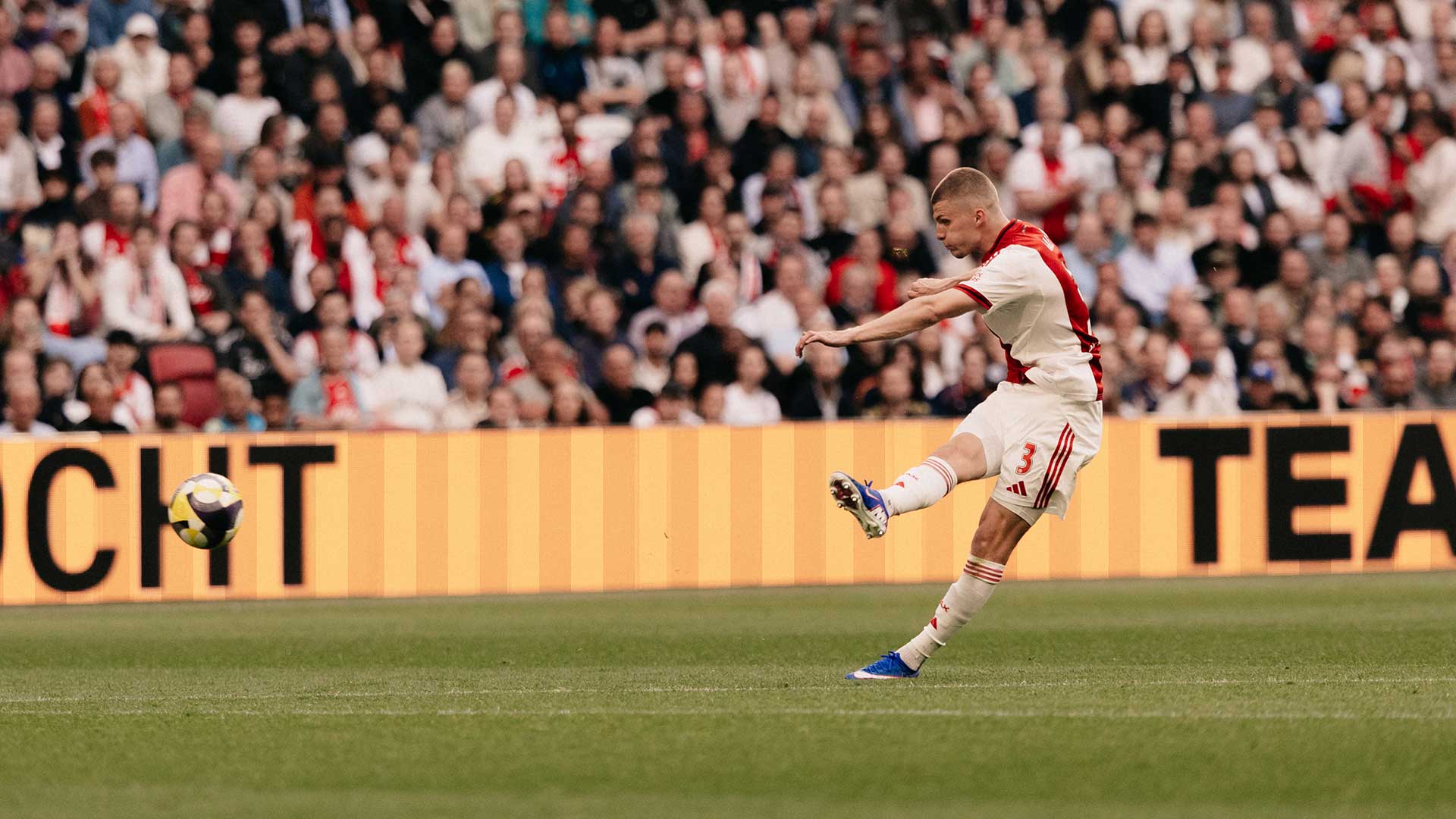 Highlights Ajax - | PSV | Weitdistanztore