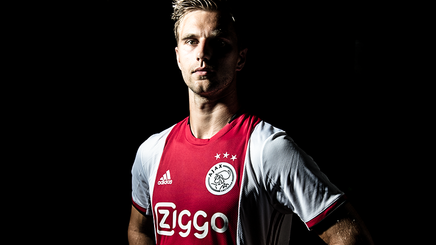 joel-veltman-signs-on-until-mid-2021-