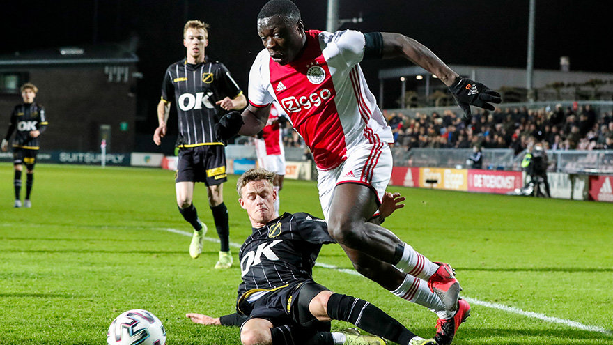 ajax-reserves-lose-to-nac-breda-at-home-