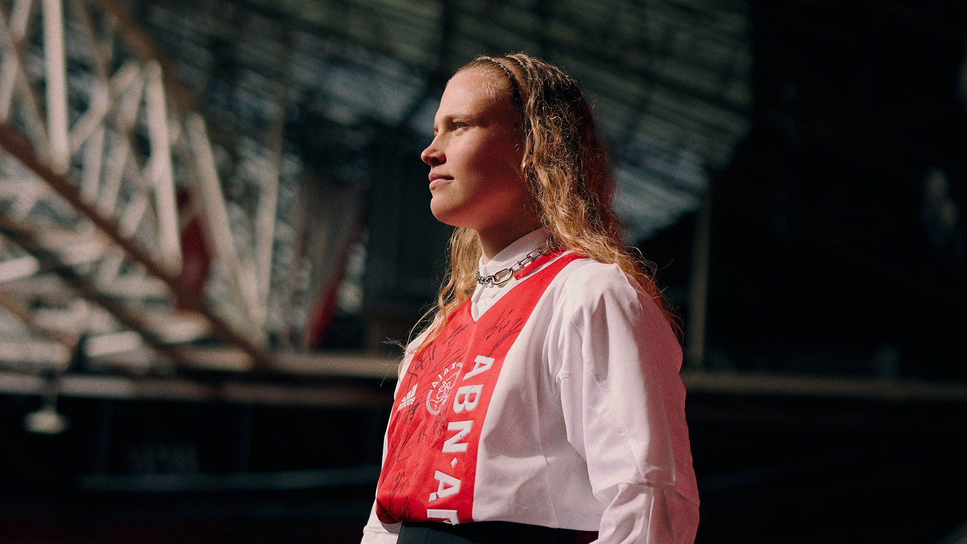 Portrait Kip | 'I sleep under an Ajax duvet'