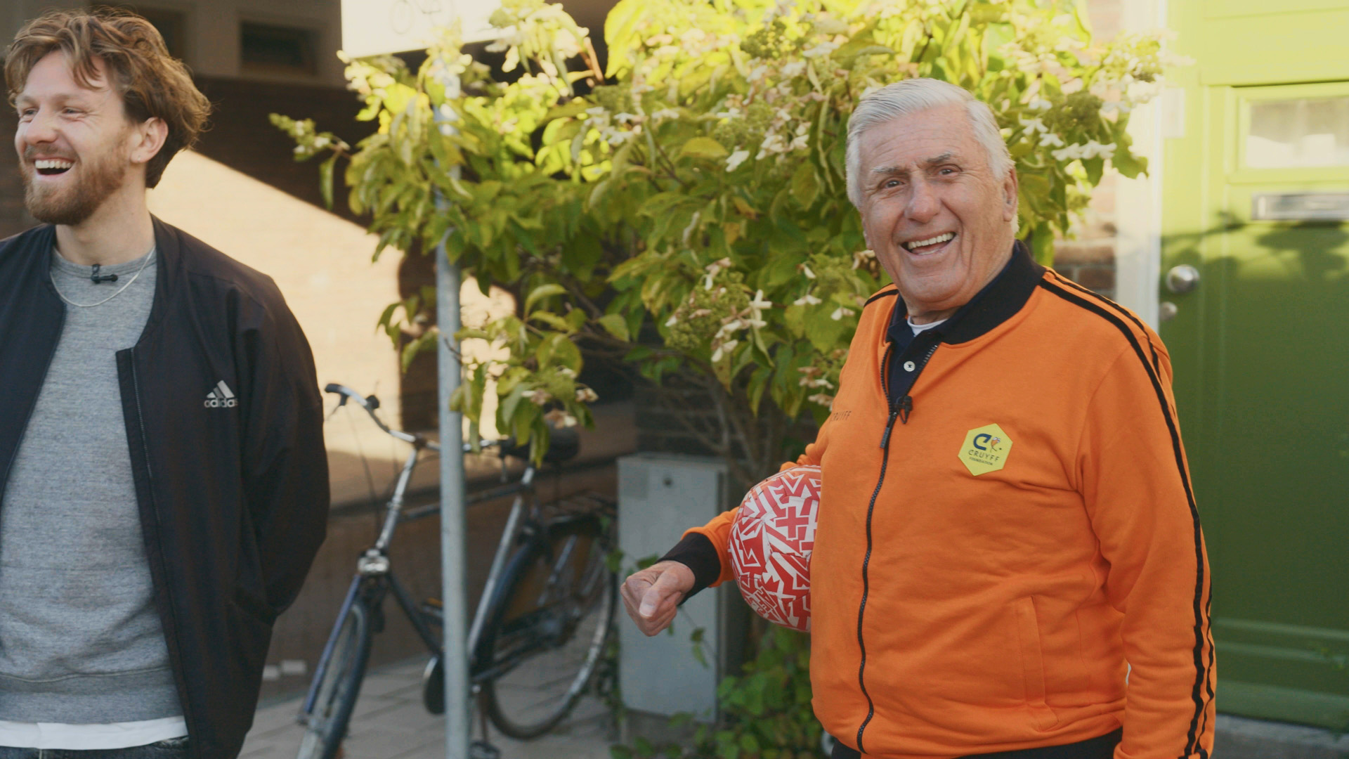 Swart opens his own Cruyff Court: 'Johan and I were best friends'