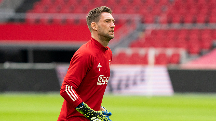Stekelenburg could play his 300th game for Ajax against FC Emmen.