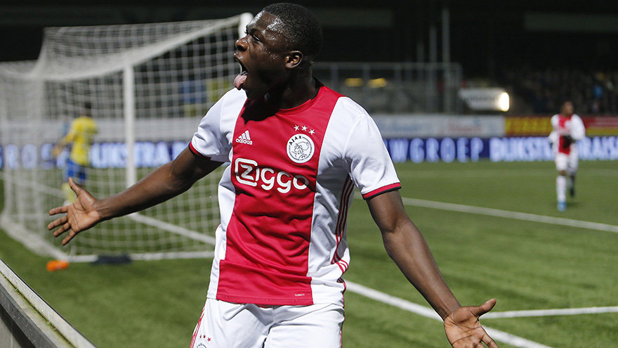 ajax-reserves-hand-leader-cambuur-its-first-loss-at-home