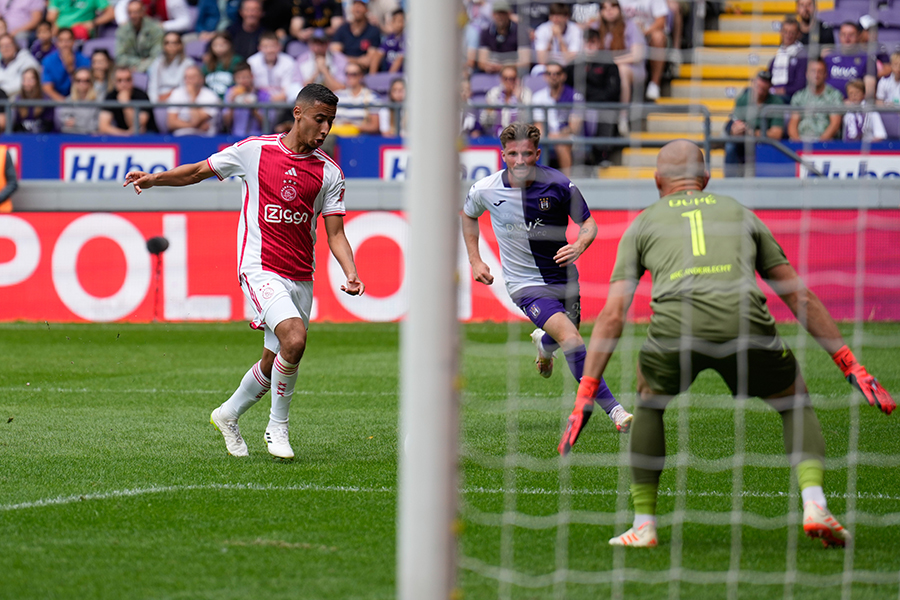 22-07-2023: Sport: Anderlecht v Ajax ANDERLECHT, BELGIUM - JULY 22: players  of RSC Anderlecht celebrate the own goal from Olivier Aertssen (AFC AJAX  Stock Photo - Alamy